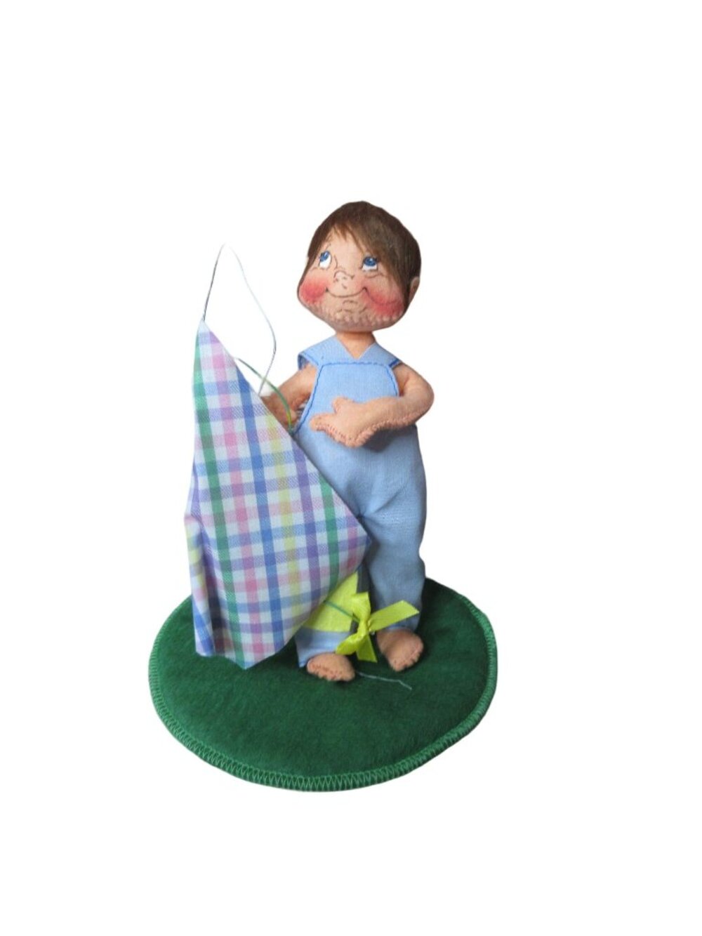 Annalee Kid with Kite  7" tall #2335 92 - Vintage 1992